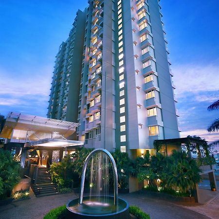 Golden Tulip Balikpapan Hotel & Suites Экстерьер фото